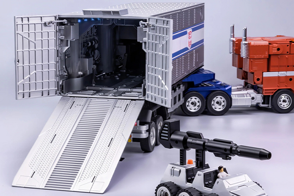 OPTIMUS PRIME TRAILER